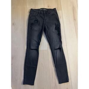 Old Navy Rockstar Super Skinny Embroidered Floral Distressed Midrise Jeans 2 Emo